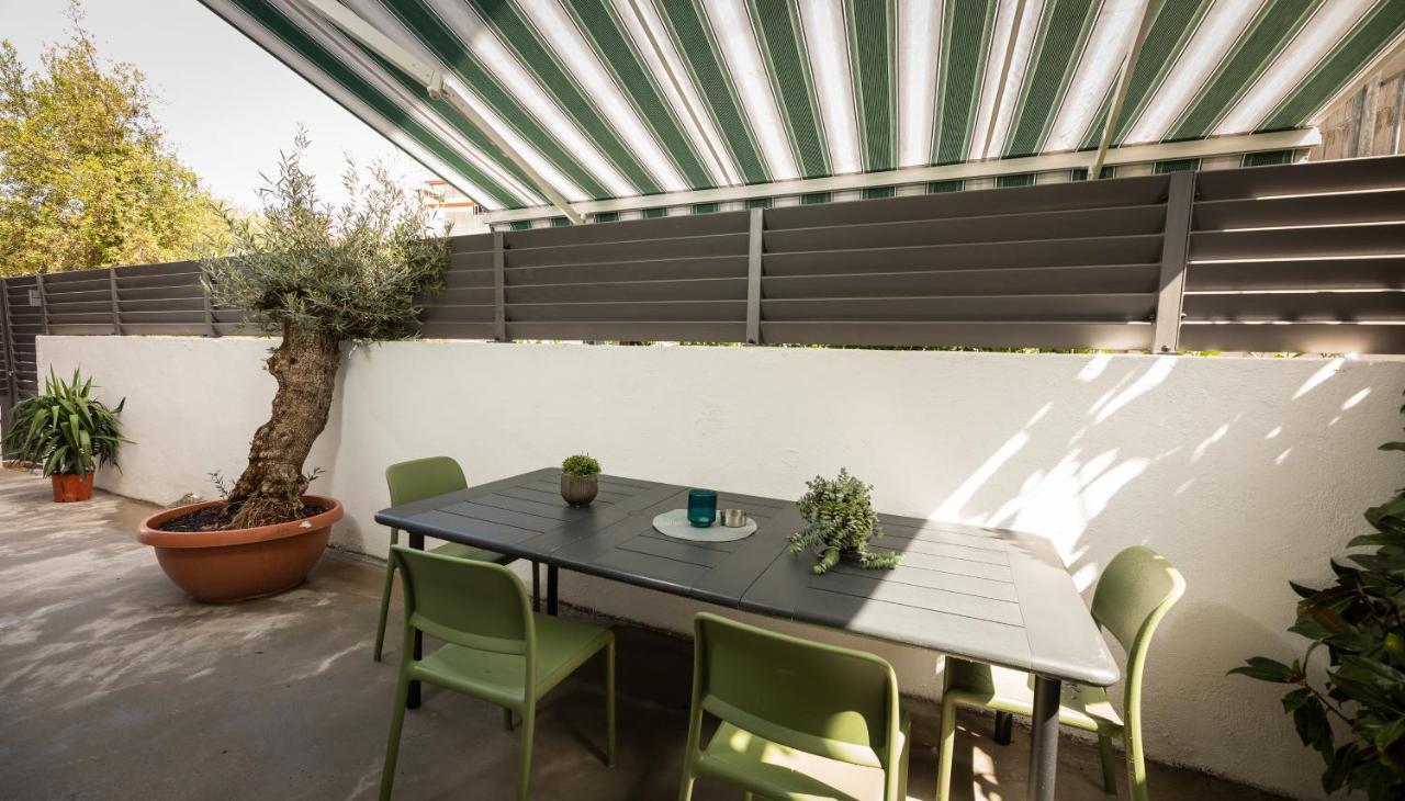 Stylish City Apartment Split Exterior foto